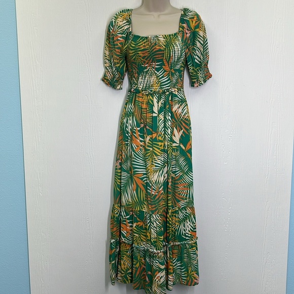 Betsey Johnson - Tropical Leaf Print Smocked Ruffle Tiered Maxi Dress Size XS - Picture 3 of 13